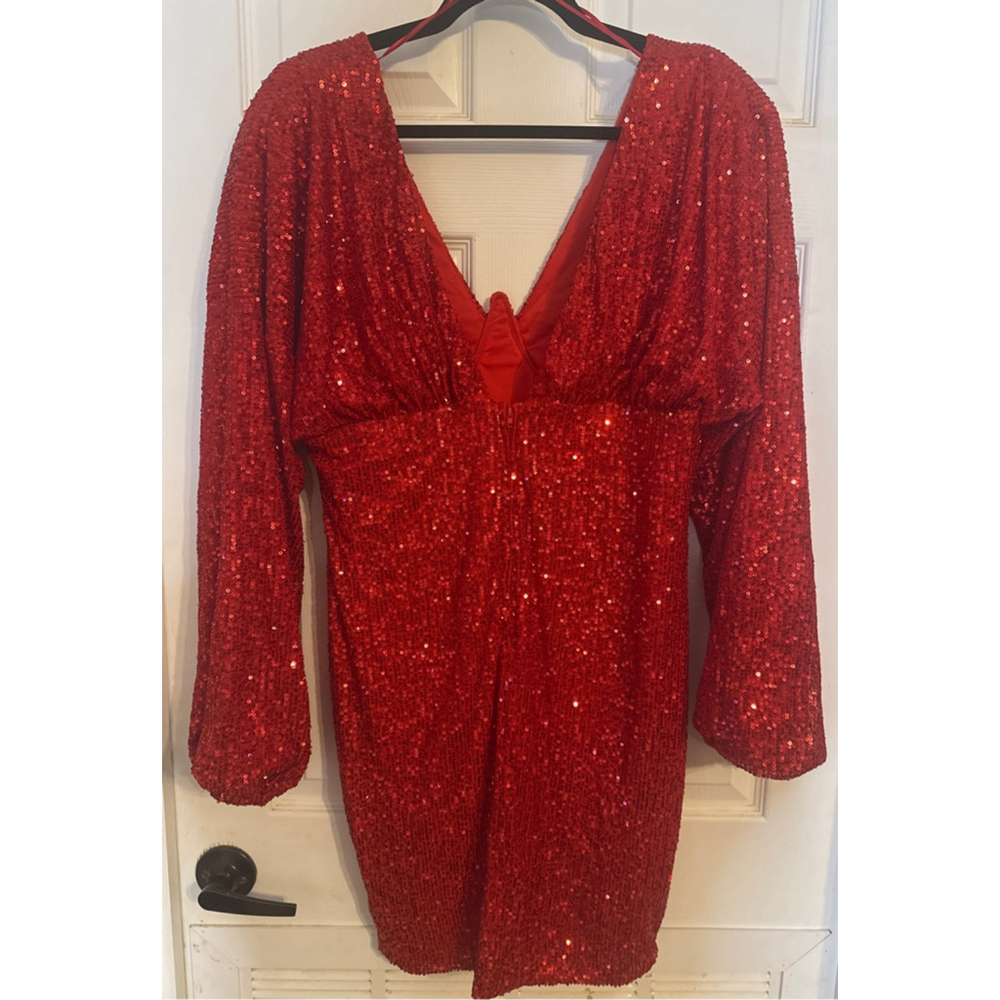Women's Fashion Nova Red Sequin V-Neck Mini Dress 1X - Picture 3 of 4